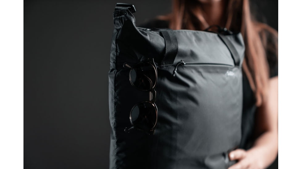 Matador On-Grid Packable Tote, Charcoal/Black, 16 liter, MATOGT01BK