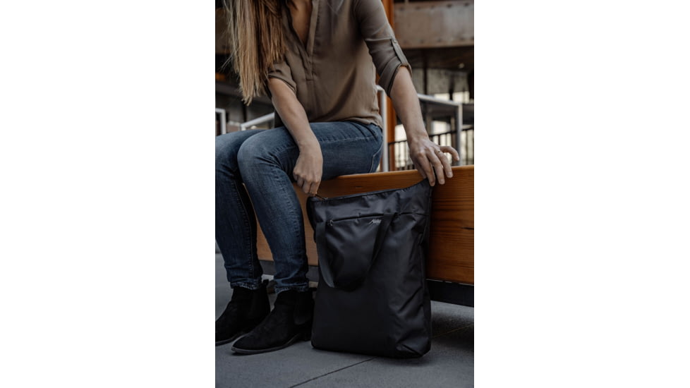 Matador On-Grid Packable Tote, Charcoal/Black, 16 liter, MATOGT01BK