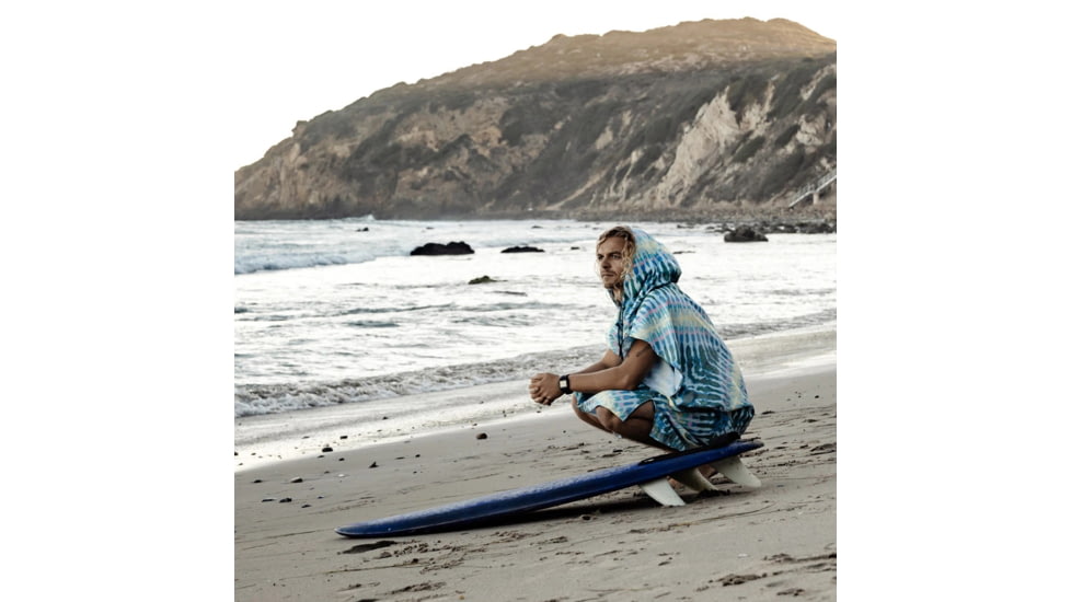 Matador Packable Towel Poncho, Tie-Dye, MVPO01S22