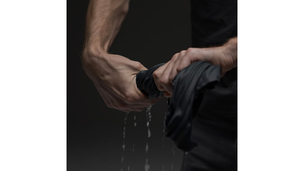 Matador Ultralight Travel Towel, Charcoal/Black, Large, MATULTL001CH