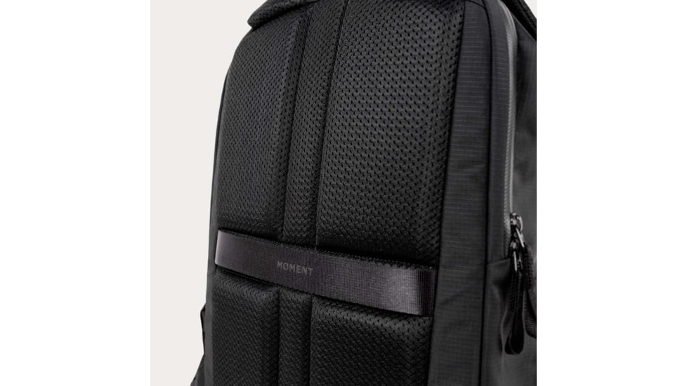 Moment 17L Everything Day Pack, Black, 106-175