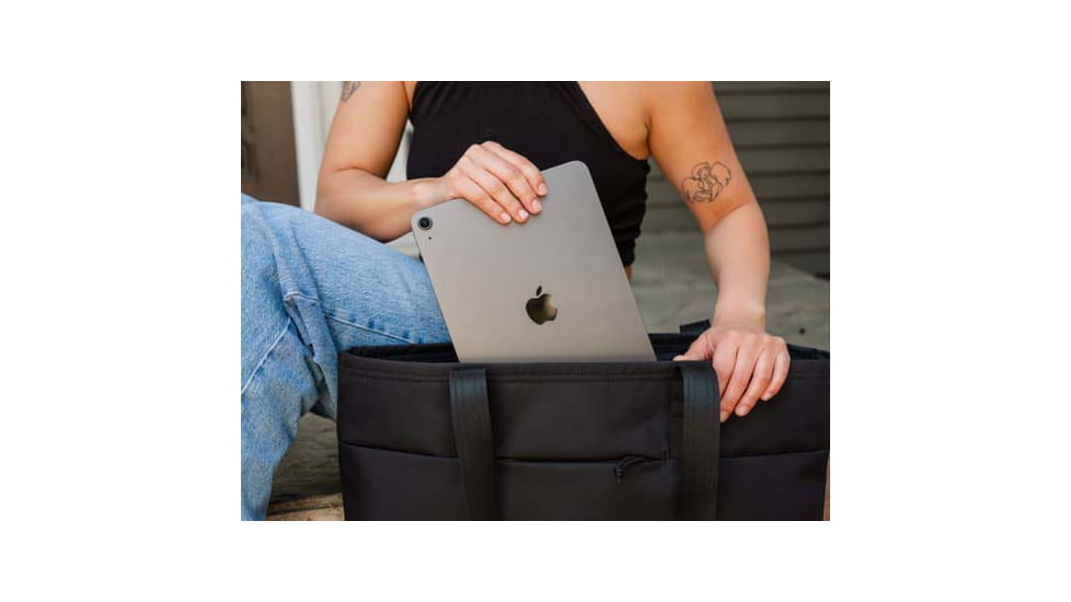 Moment 19L Everything Tech Tote, Black, 106-196