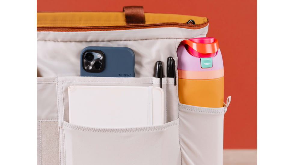 Moment 19L Everything Tech Tote, Workwear, 106-198