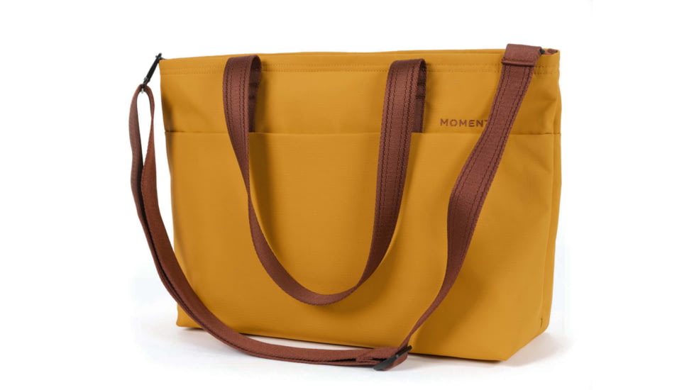 Moment 19L Everything Tech Tote, Workwear, 106-198