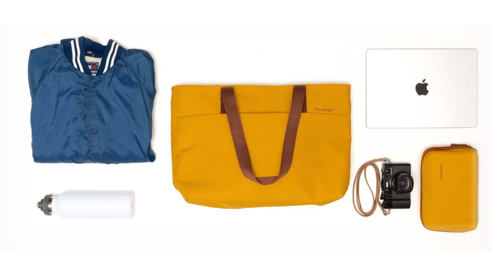 Moment 19L Everything Tech Tote, Workwear, 106-198