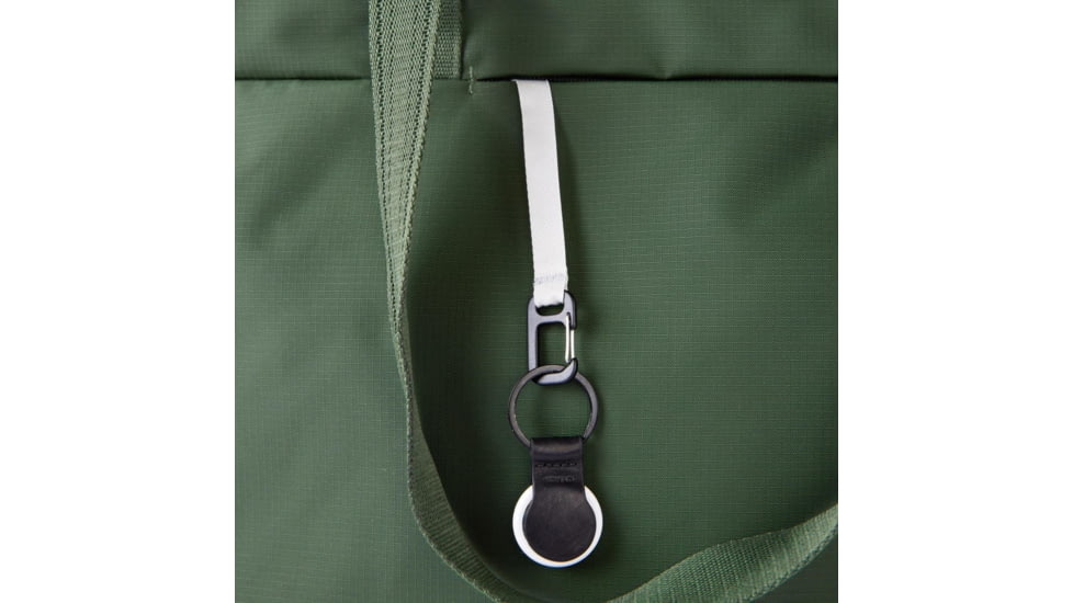 Moment 19L Everything Travel Tote, Olive, 106-197