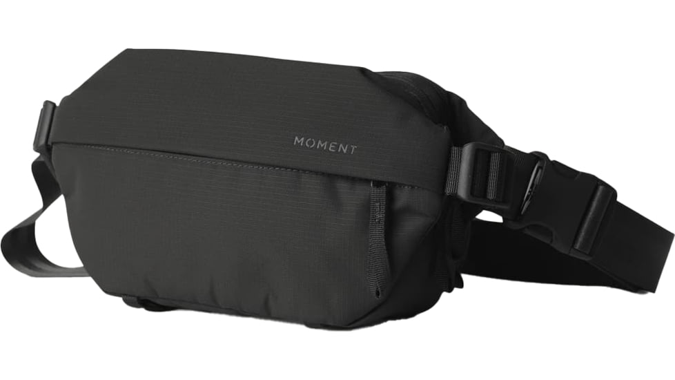 Moment 2L Everything Sling, Black, 106-204