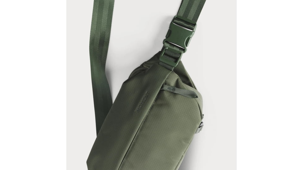 Moment 2L Everything Sling, Olive, 106-207