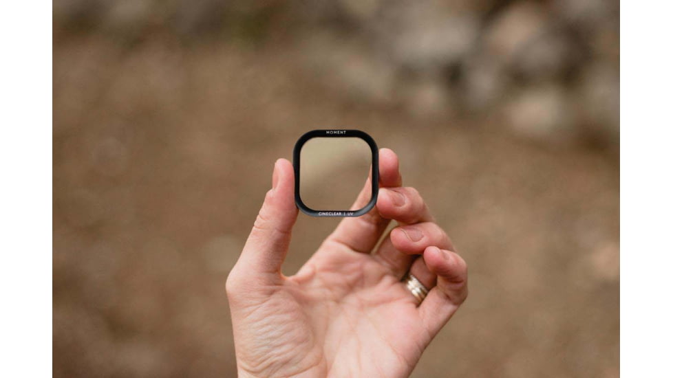 Moment CineClear Snap-On Protection Filter, for iPhone 13 Pro/Pro Max, Black, 600-122