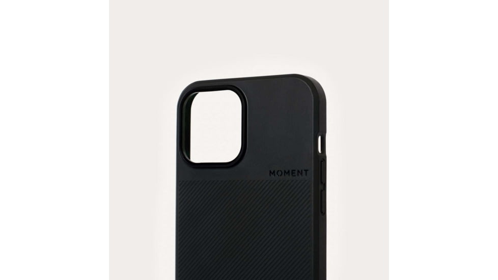 Moment CineClear Snap-On Protection Filter, for iPhone 13 Pro/Pro Max, Black, 600-122