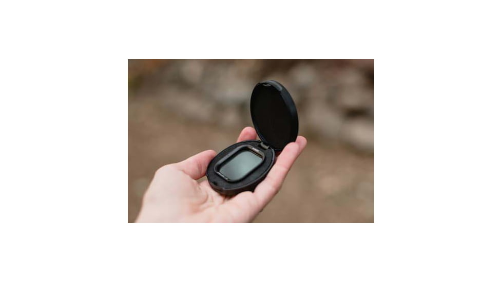 Moment CineClear Snap-On Protection Filter, for iPhone 13 Pro/Pro Max, Black, 600-122