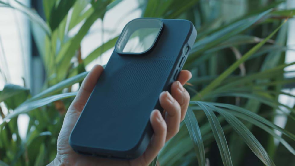 Moment CineClear Snap-On Protection Filter, for iPhone 14 Pro/Pro Max, Black, 600-129