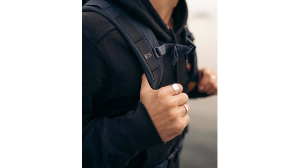 Moment DayChaser Camera Pack, 35L, Black, 106-173