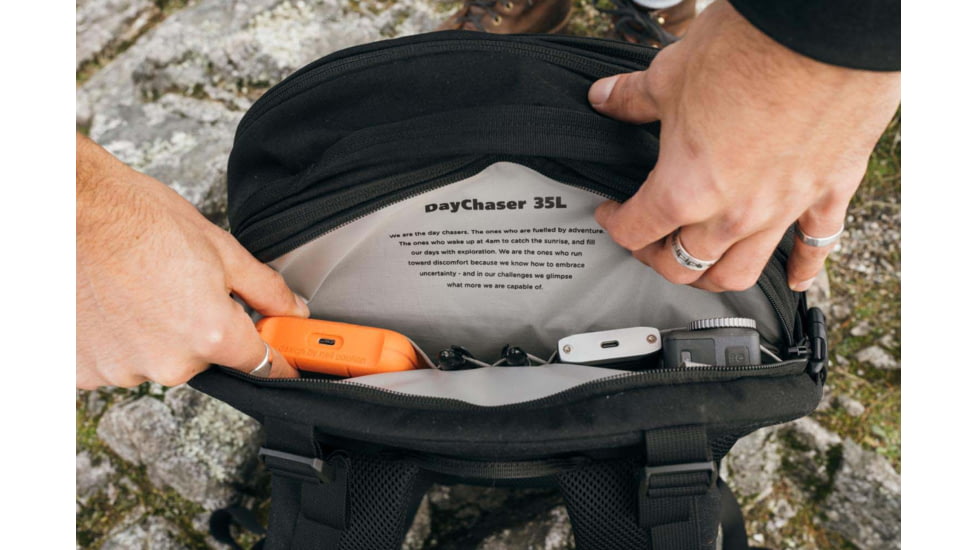 Moment DayChaser Camera Pack, 35L, Black, 106-173