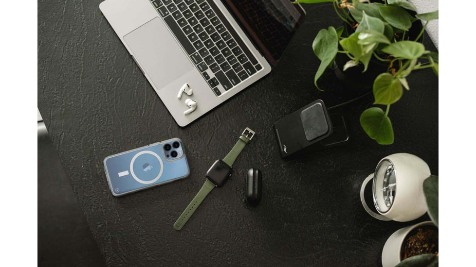 Moment iPhone 13 Pro Compatible w/MagSafe Case, Clear, 310-152