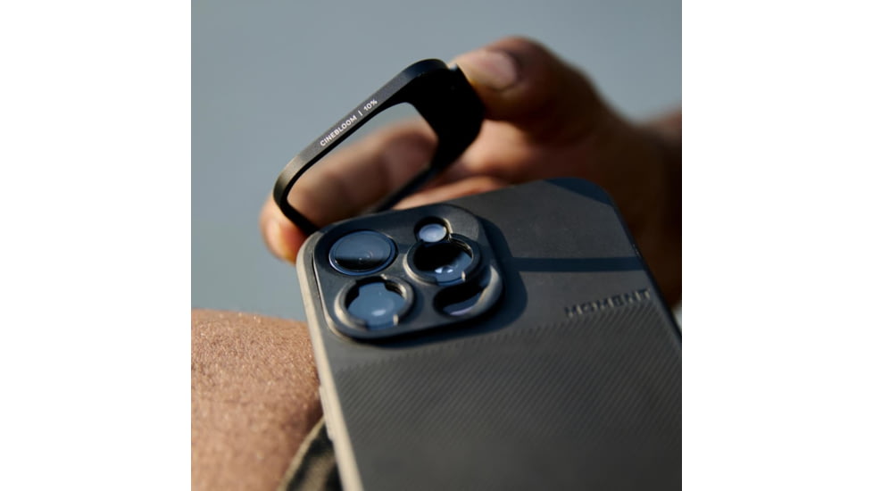 Moment iPhone - 15/16 Pro/Pro Max Mobile CineBloom 10% QuickLock Filter, 107-131