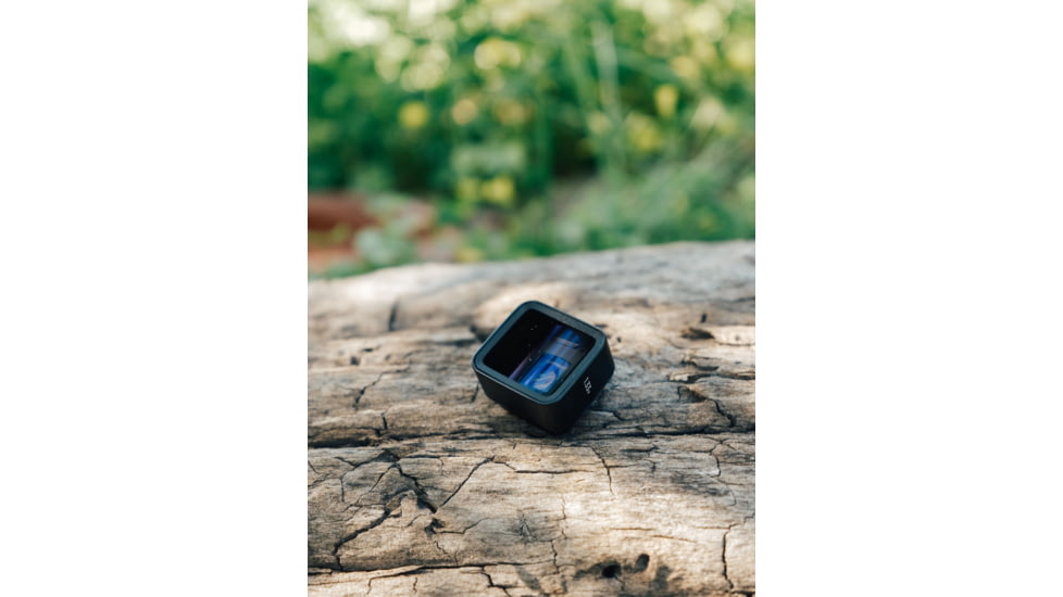 Moment M-Series, 1.33x Anamorphic Lens, Gold Flare, Black, 130-004