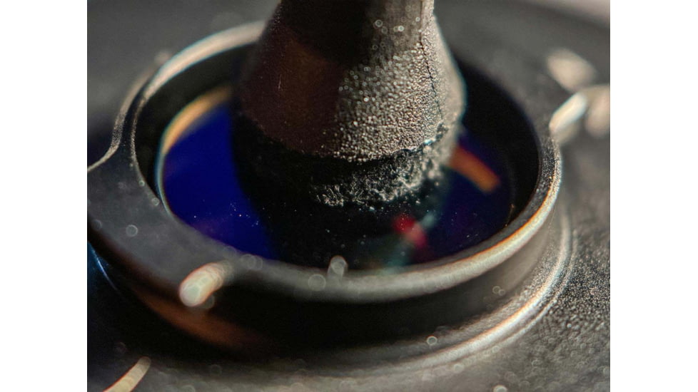 Moment Mobile Lens Cleaning Pen, Black, 150-101