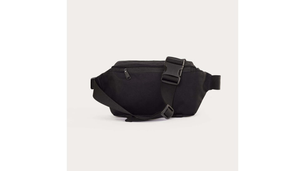 Moment MTW Fanny Sling Bag, 2L, Black, 106-149