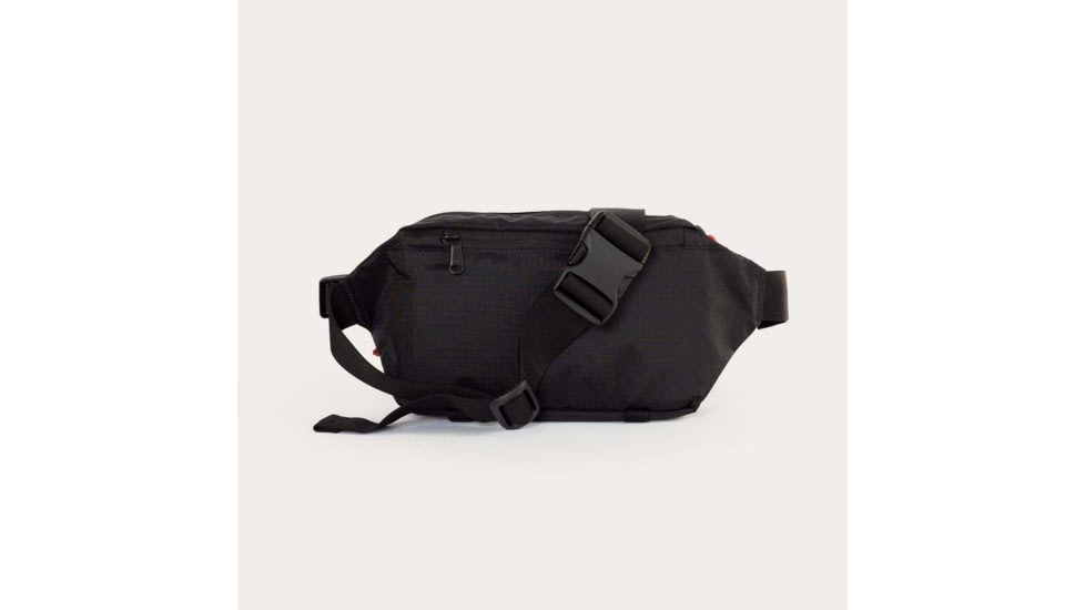 Moment MTW Fanny Sling Bag, 2L, Black Ripstop, 106-150