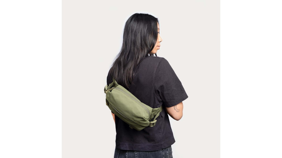 Moment MTW Fanny Sling Bag, 2L, Olive, 106-151