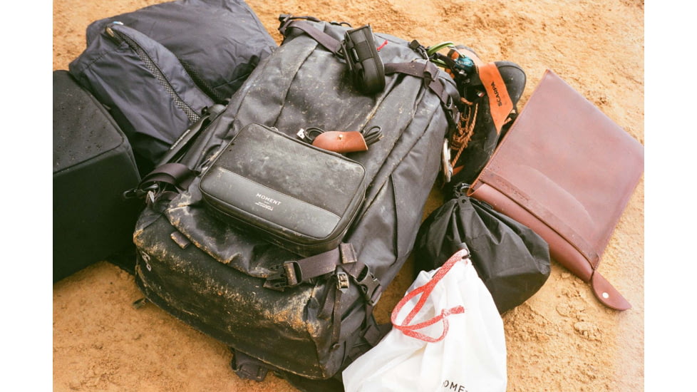 Moment Weatherproof Mobile Lens Carrying Case - 2 Lenses, 106-189