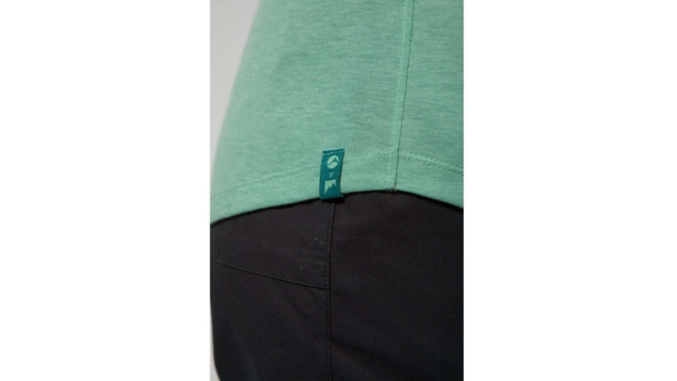 Montane Mono Long Sleeve T-Shirt - Womens, Matcha Green, Extra Large, FMNLSMATX09