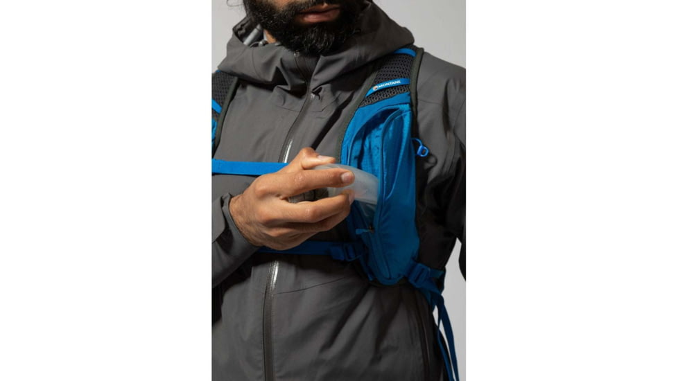 Montane Trailblazer 8 Daypack, Electric Blue, One Size, PTB08ELEO09