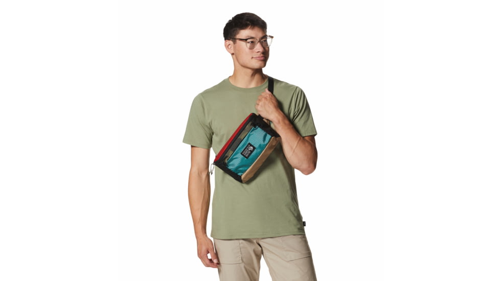 Mountain Hardwear Camp4 Hip Pack, Desert Red Multi, One Size, 2027411832-D-O/S