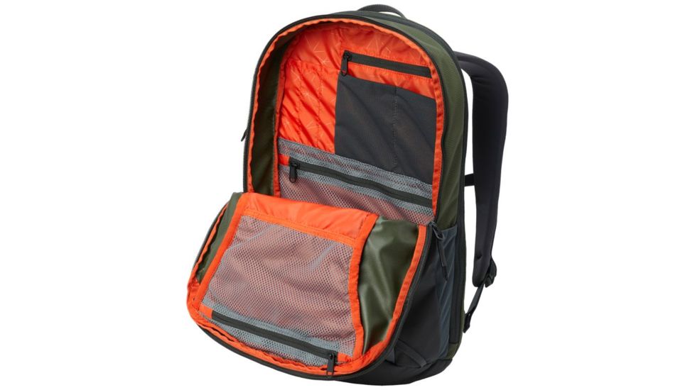 Mountain Hardwear Folsom 20L Backpack, Surplus Green, Shark, Regular, 1810121347-R