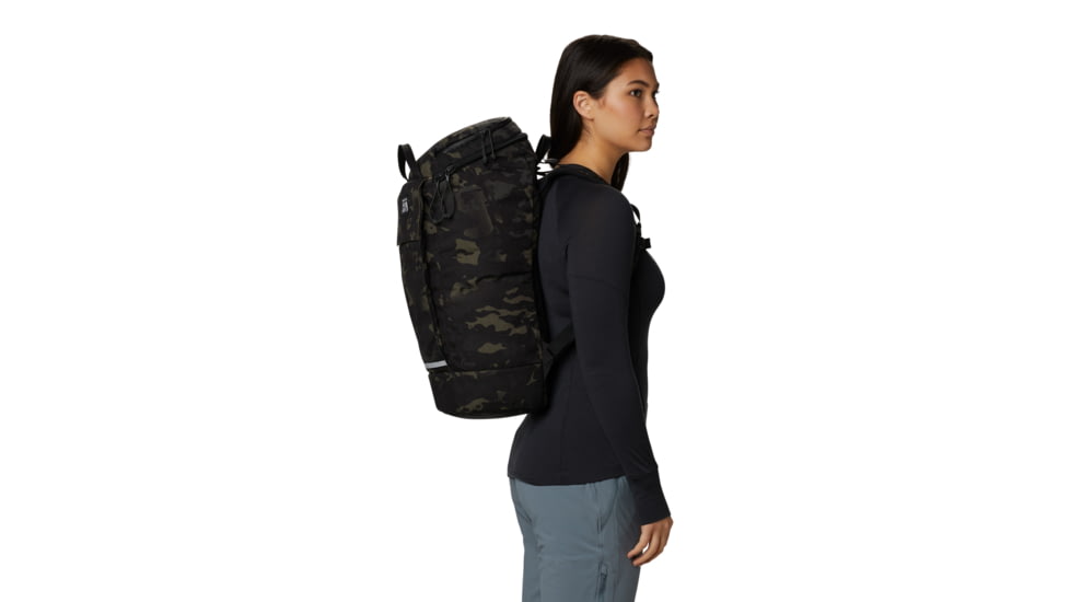 Mountain Hardwear Grotto 30 Backpack, Black MultiCam, One Size, OU9075015-O/S