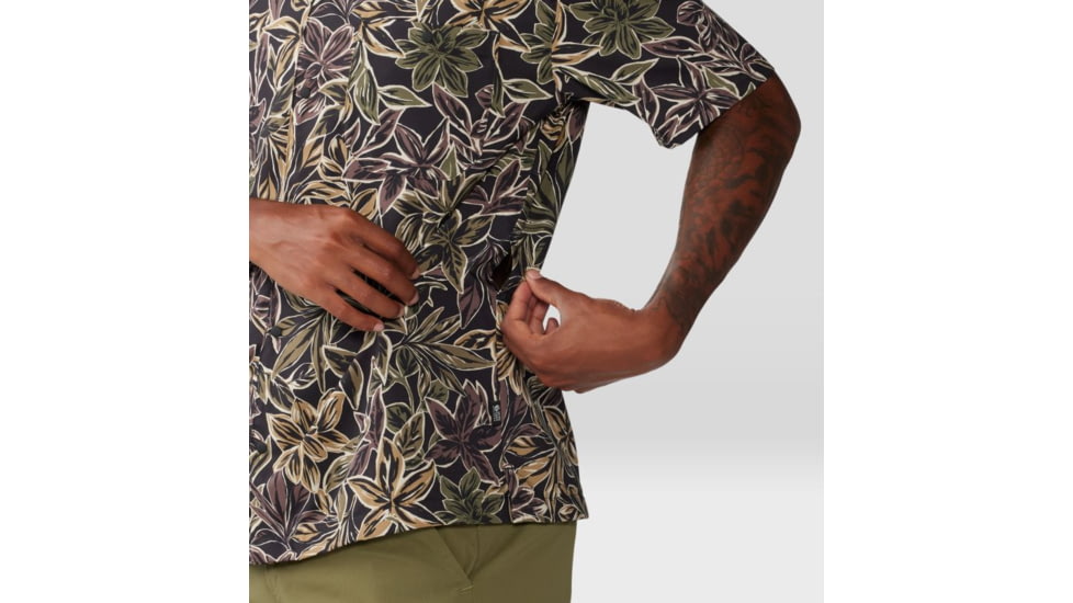 Mountain Hardwear Trail Sender Camp Shirt - Mens, Black Floral Print, Extra Large, 2075061010-XL