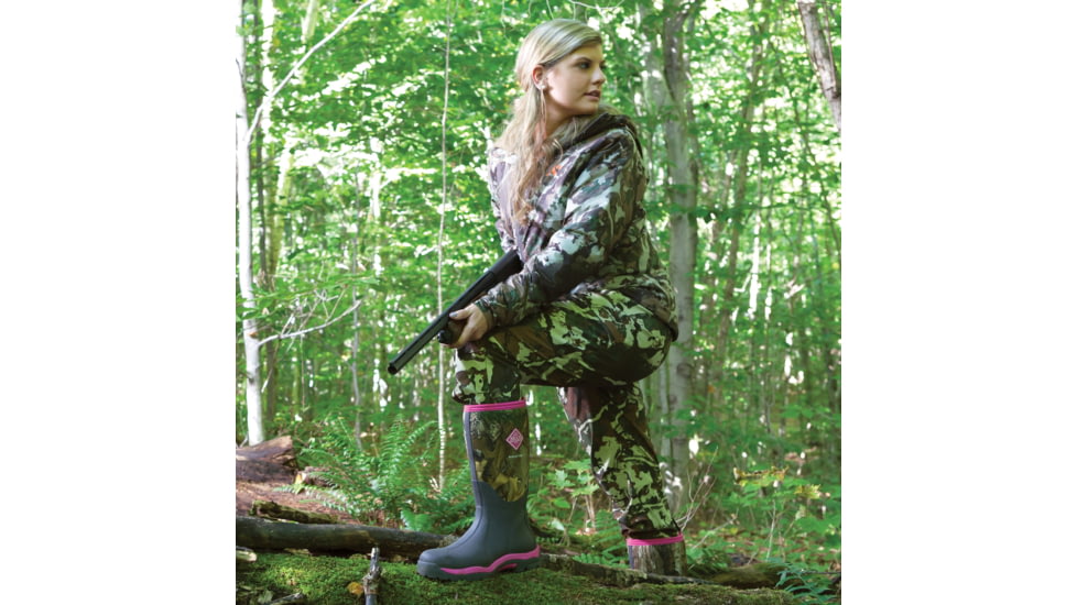 Muck Boots Woody PK - Womens, Bark/Real Tree APG/Hot Pink, 11, WWPK-RAPG-RT-110