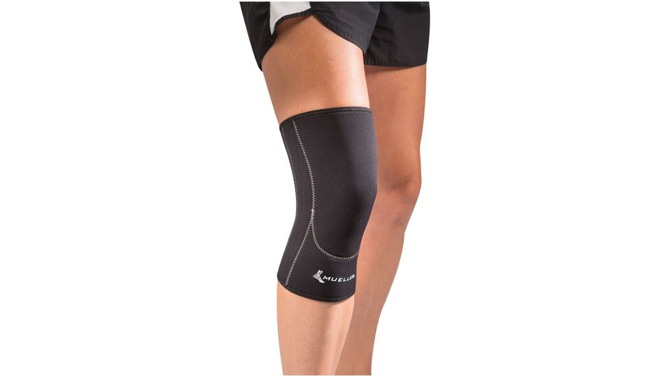 Mueller Sports Medicine Knee Closed Patella Sleeve Sm 52641