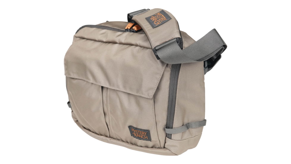 Mystery Ranch District 8 Bag, Stone, One Size, 112768-235-00-OS