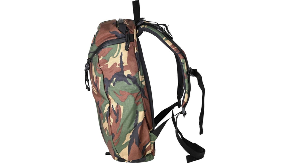 Mystery Ranch Urban Assault 21 Backpack, DPM Camo, One Size, 110884-998-00