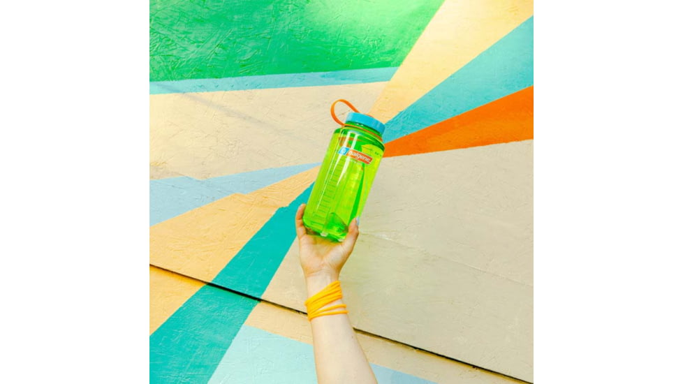 Nalgene Everyday Water Bottle Wide Mouth, 1 Quart, Pear, 2178-2075