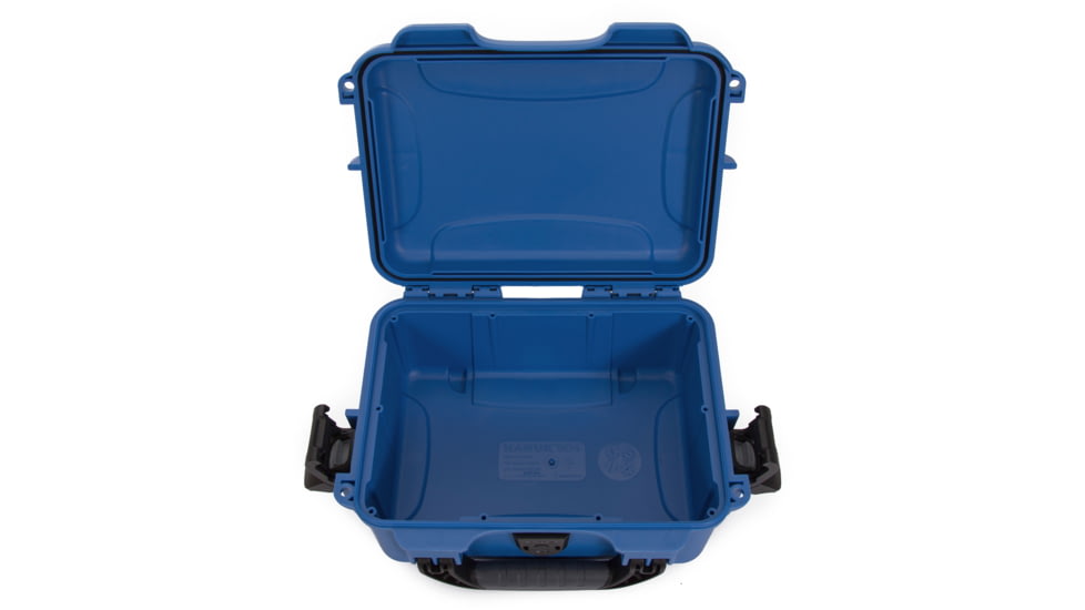 Nanuk 904 Protective Hard Case, 10.2in, Waterproof, Blue, 904S-000BL-0A0