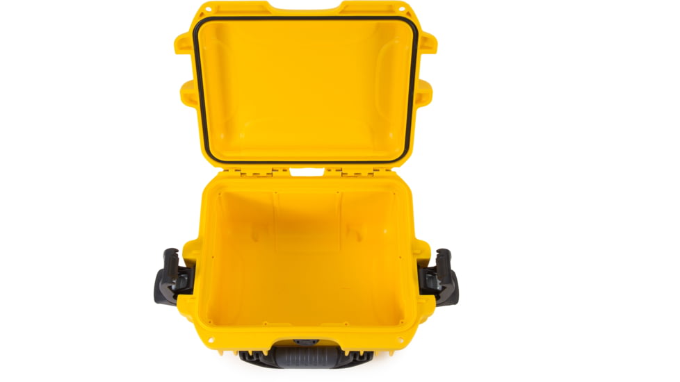 Nanuk 905 Water/Crush Proof Case w/Padded Divider - Yellow, 905S-020YL-0A0