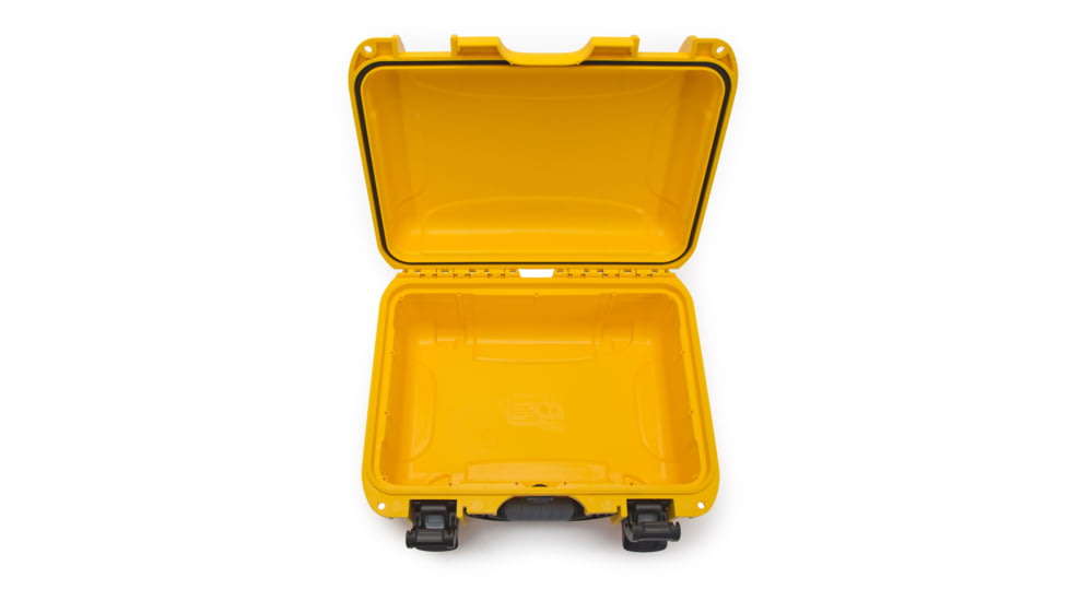Nanuk 915 Waterproof/Crushproof Case - Yellow, 915S-000YL-0A0