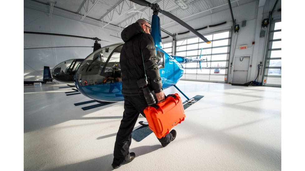 Nanuk 918 Hard Case w/ Padded Divider, Orange, 918S-020OR-0A0