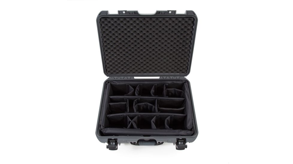 Nanuk 940 Case w/padded divider - Graphite, 940S-020GP-0A0