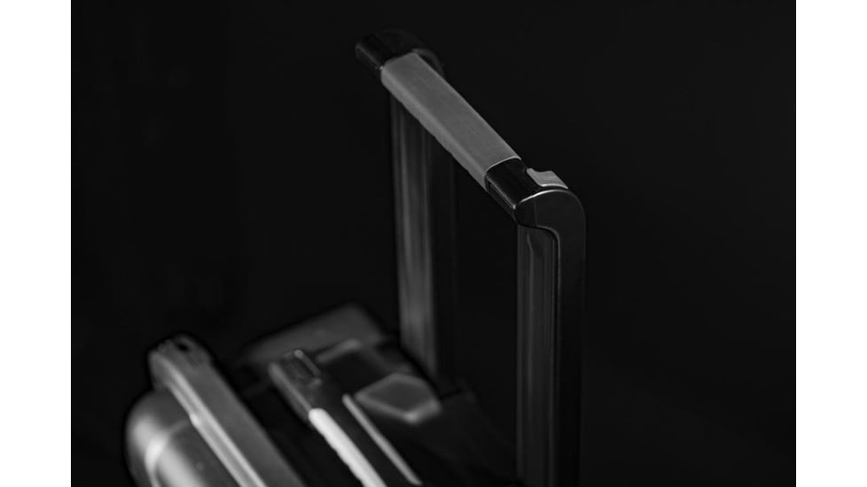 Nanuk 965 Case with Padded Divider, Black, 965S-020BK-0A0