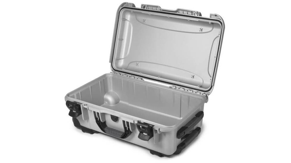 Nanuk 935 Protective Hard Case, 22in, No Insert, Silver, 935S-000SV-0A0