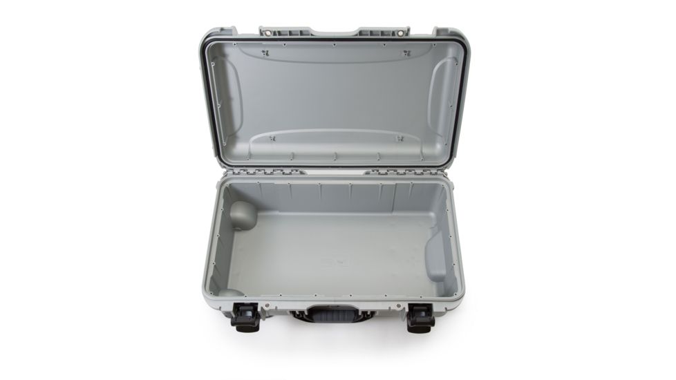 Nanuk 935 Protective Hard Case, 22in, No Insert, Silver, 935S-000SV-0A0