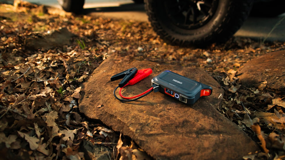 Nebo Assist Jump Starter for Car, 1000 amps, NEB-PBK-0003