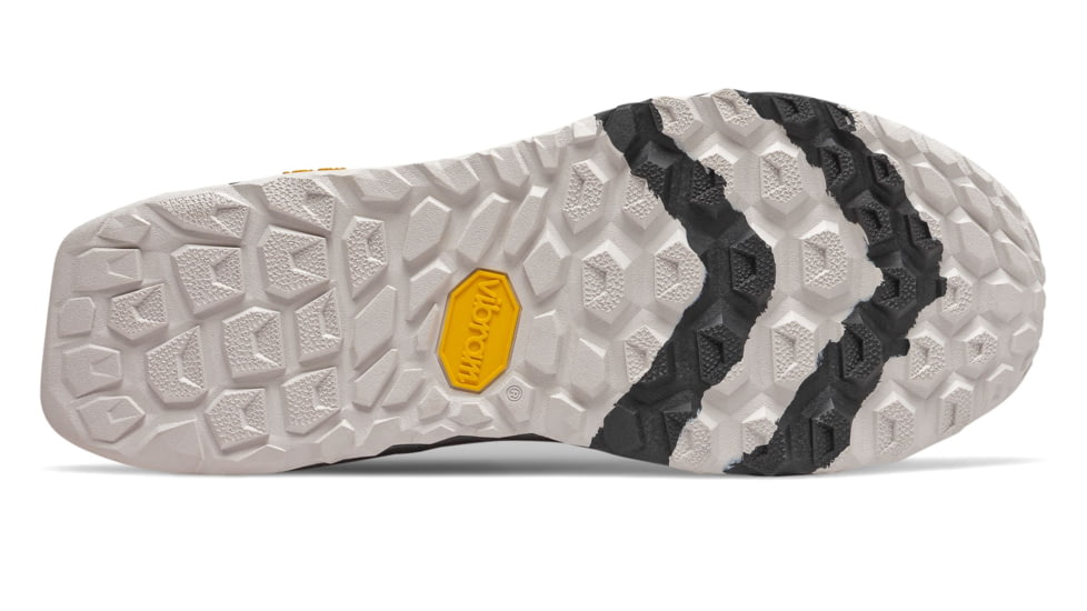 New Balance Fresh Foam Hierro V5 Trailrunning Shoes - Mens, Black/Moonbeam, 9 US, MTHIERK5 D 09