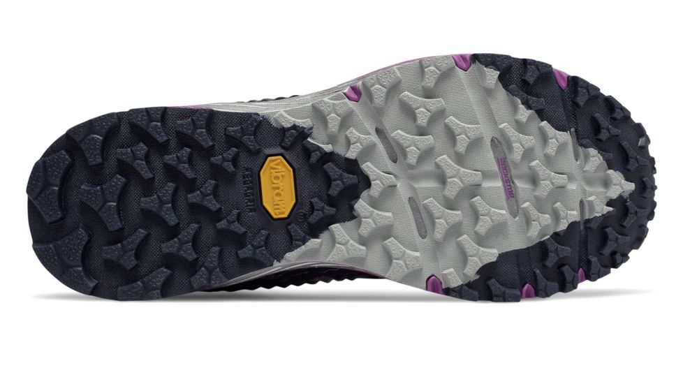 New Balance Summit K.O.M Trailrunning Shoes - Women's, Pigment/Voltage, Standard, 7.5 US, WTSKOMPP B 075