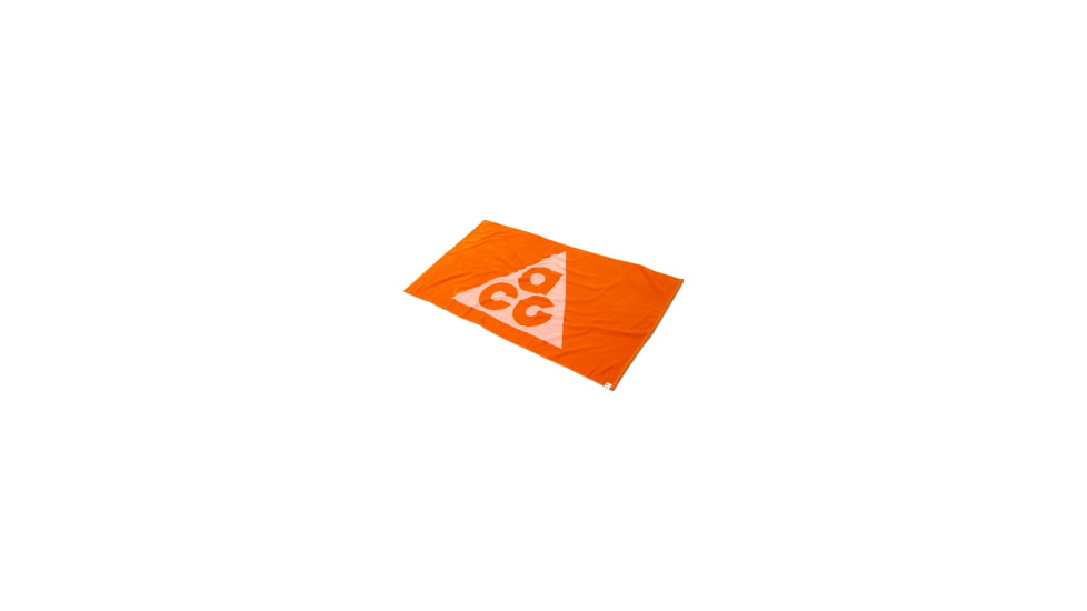 Nike Nike ACG Towel in Orange N1008820-804, Orange, One Size, unisex, 1015910999-00197774015795