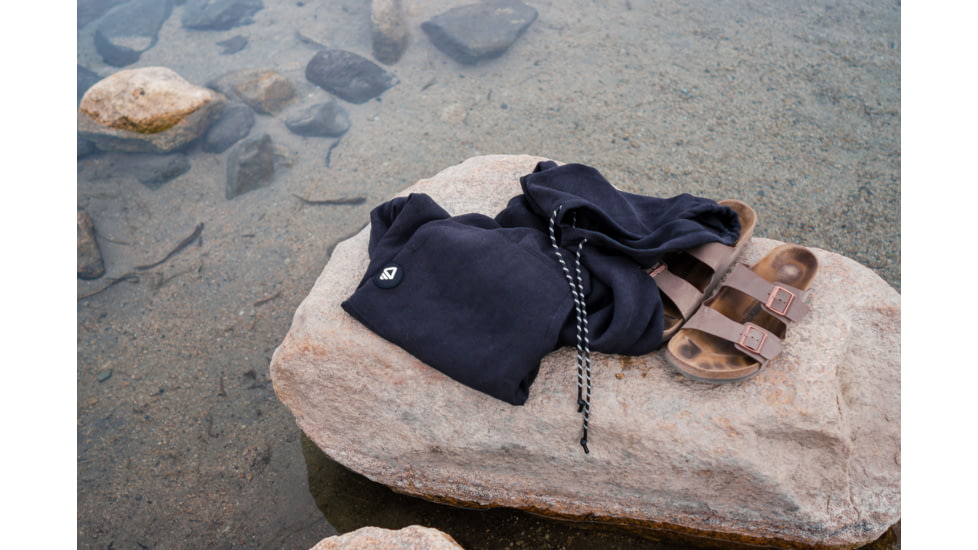 Nomadix Changing Poncho, Black, Medium/Large, CP-BLAC-101